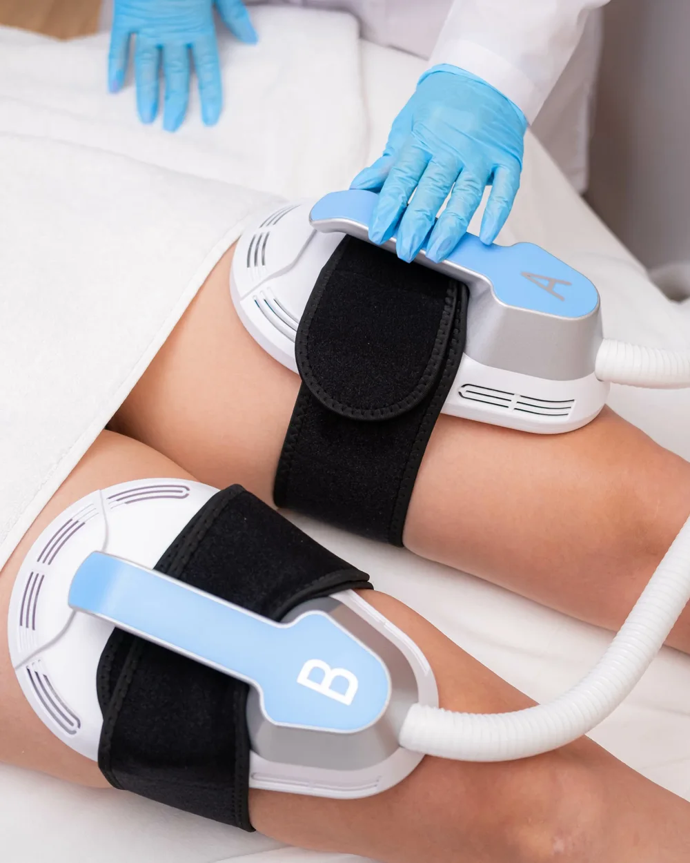 EmBody Sculpting treatment on the thighs & legs