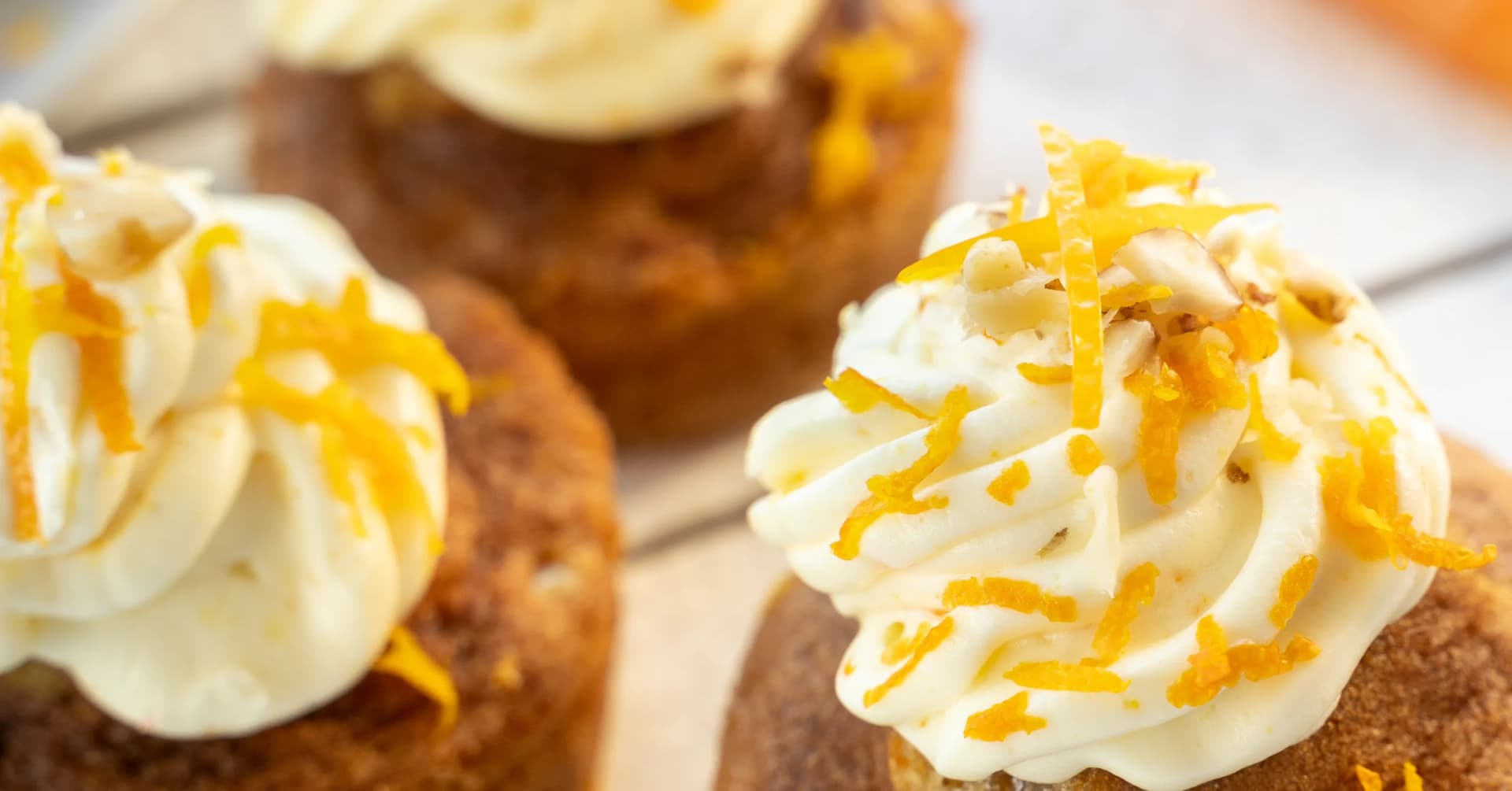 Carrot Cake Bites with Creamy Cheesecake Frosting