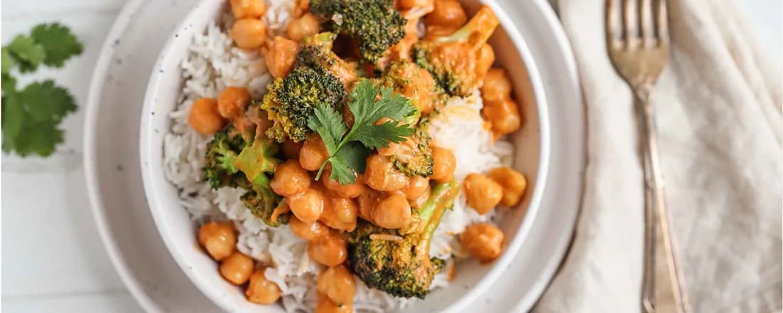 Nourishing Chickpea and Broccoli Curry