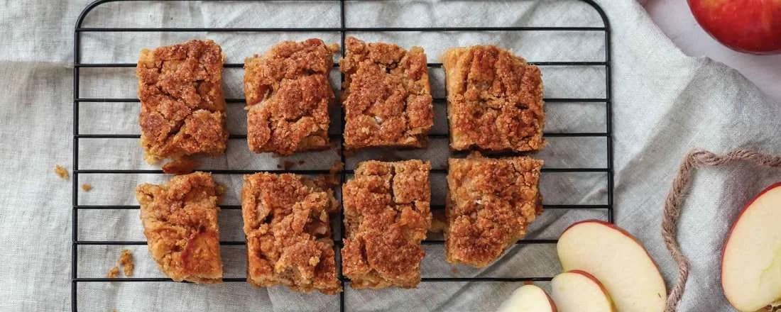 Easy Apple Cake