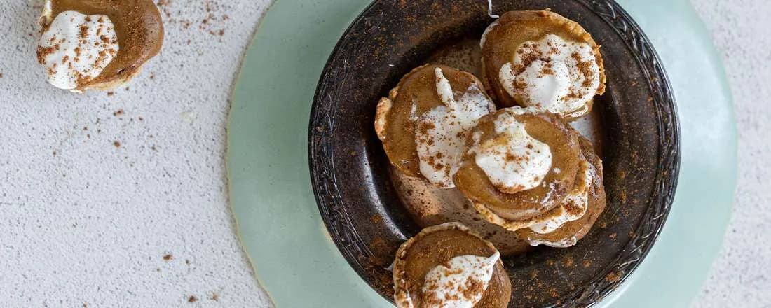 Easy Pumpkin Spice Latte Pies