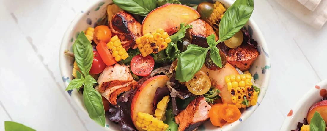 Healthy Grilled Salmon and Peach Salad