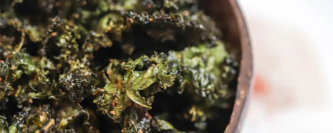 Spicy Baked Kale Crisps