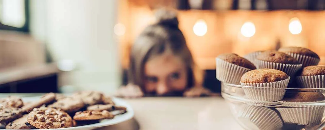 6 Surprisingly Powerful Ways To Stop Craving Sweets